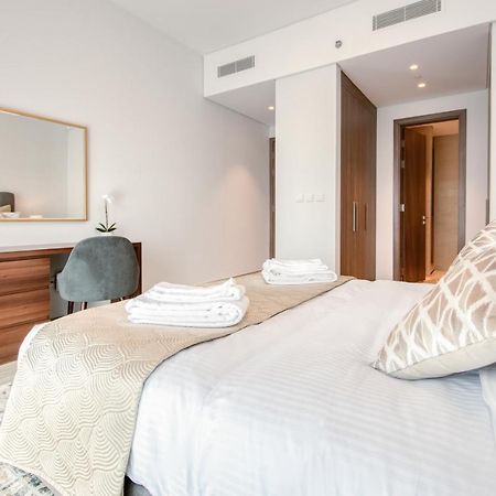 Sol Living - Sol Avenue Appartement Dubai Buitenkant foto