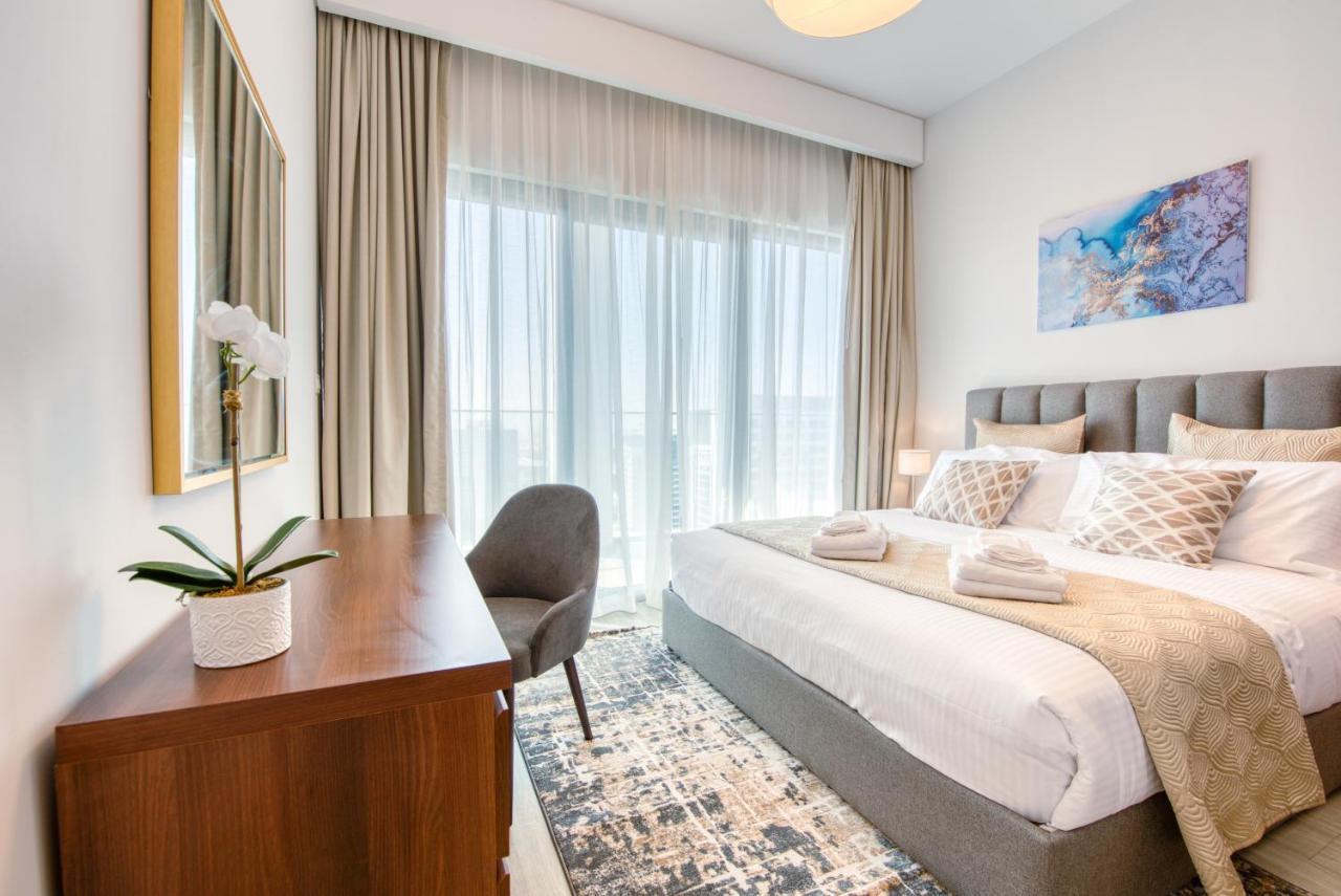 Sol Living - Sol Avenue Appartement Dubai Buitenkant foto