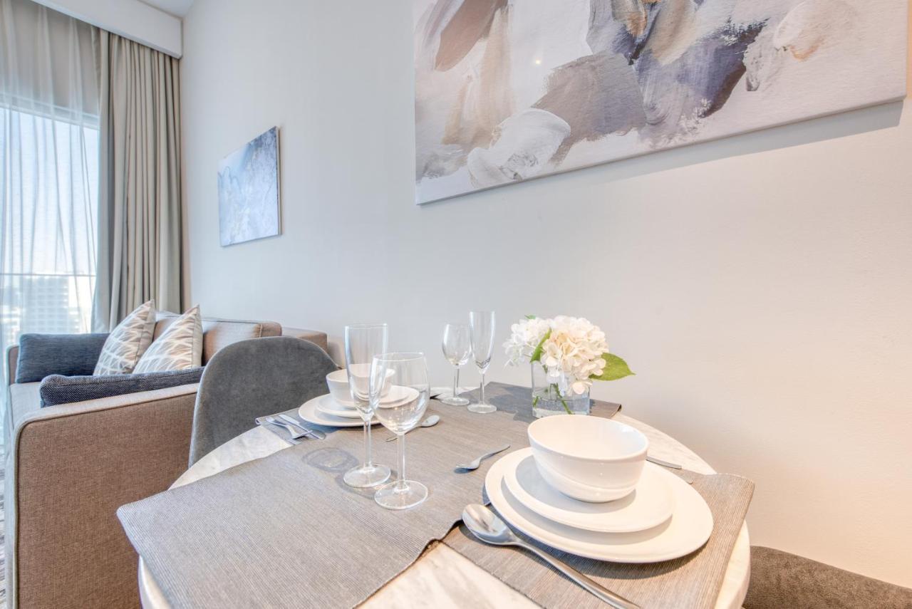 Sol Living - Sol Avenue Appartement Dubai Buitenkant foto