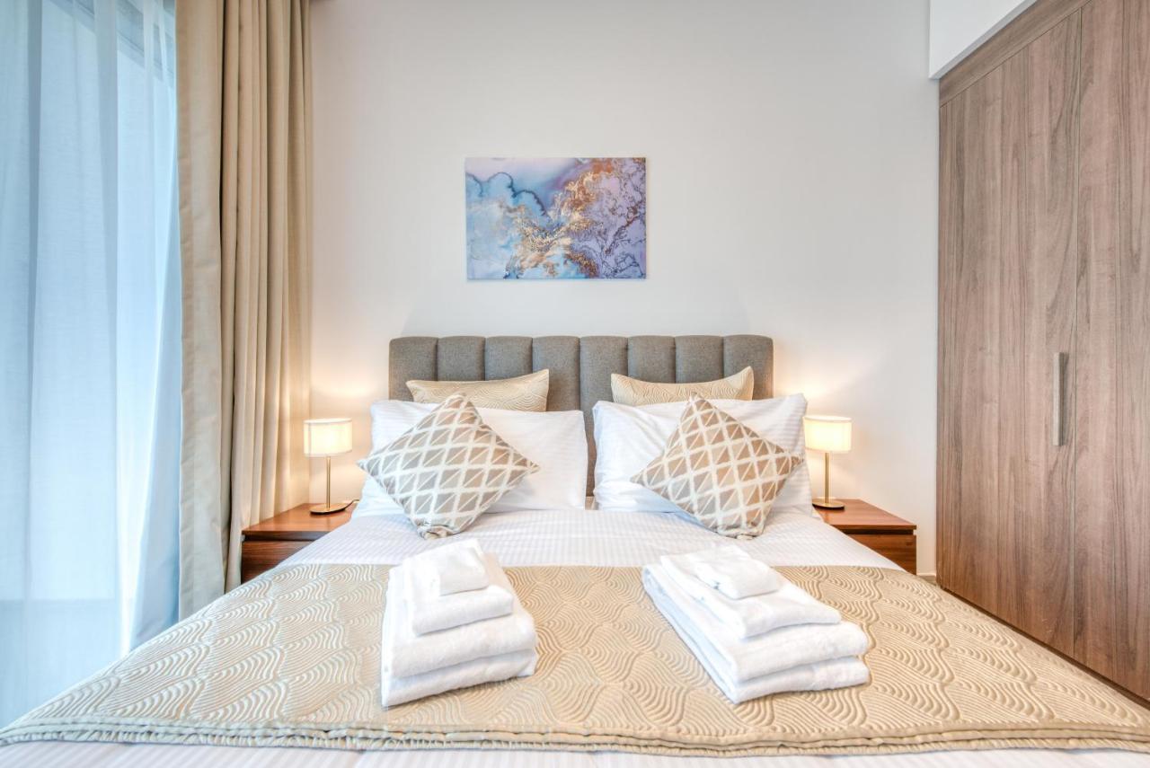 Sol Living - Sol Avenue Appartement Dubai Buitenkant foto