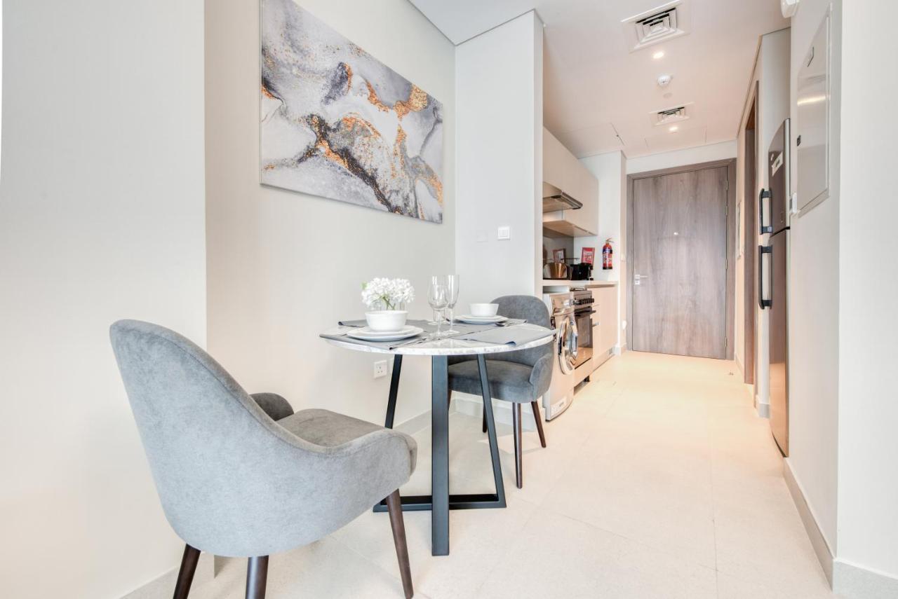 Sol Living - Sol Avenue Appartement Dubai Buitenkant foto